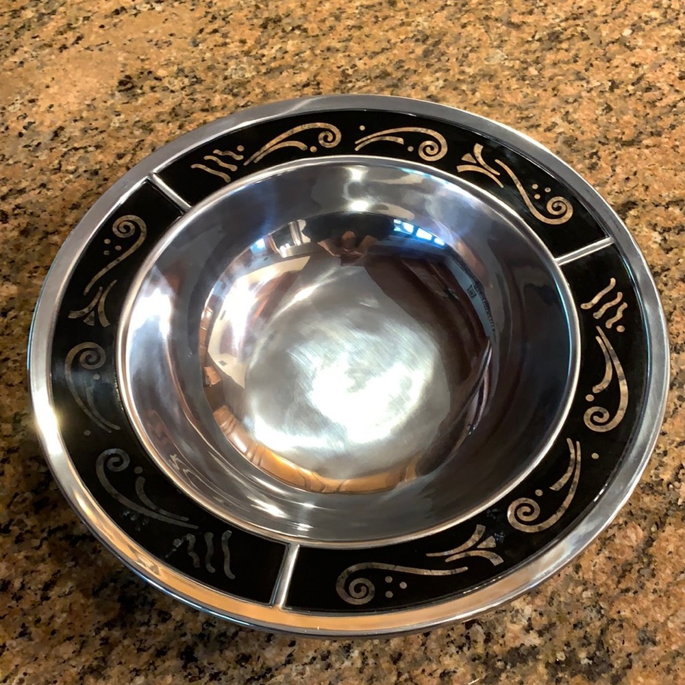 Lenox Spyro black bowl
